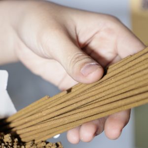 Cây nhang trầm hương 30cm sang trọng | tôn nghiêm