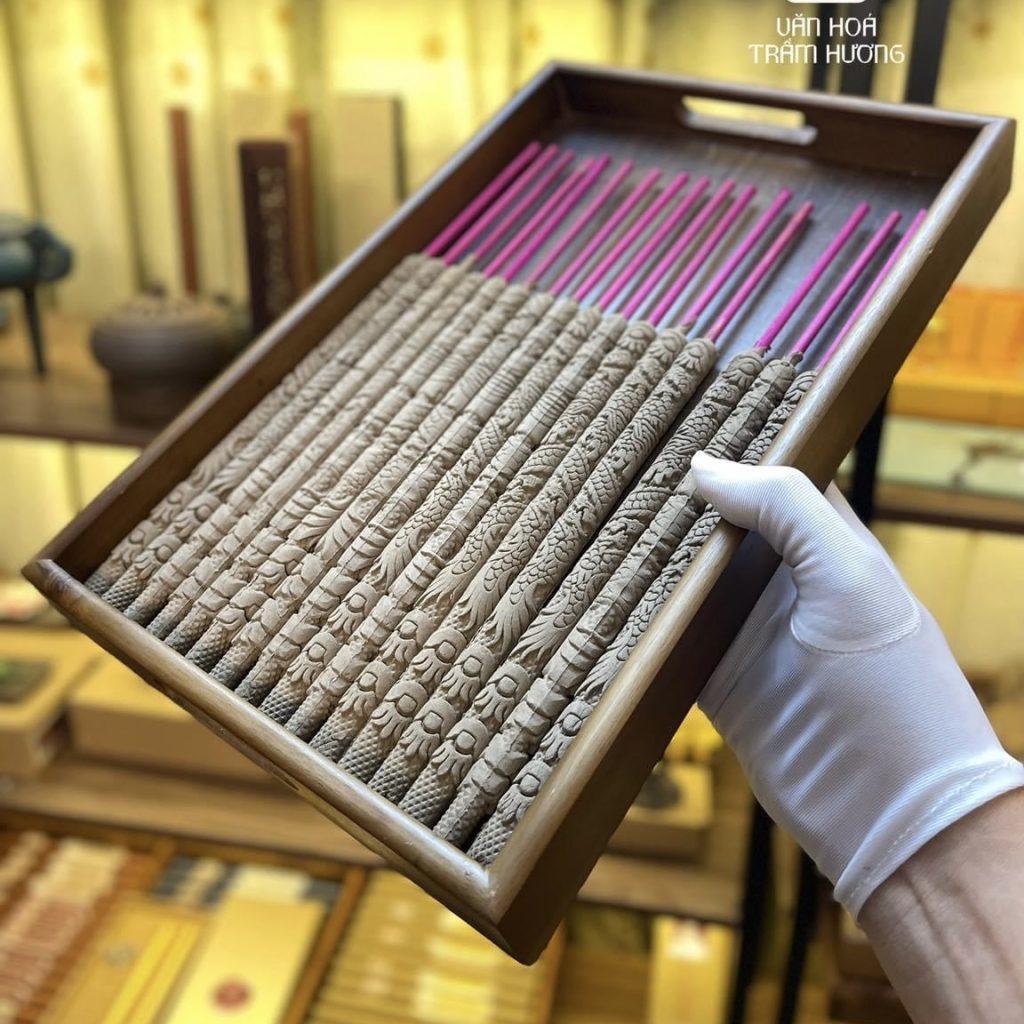 Nhang rồng _ đốt giao thừa