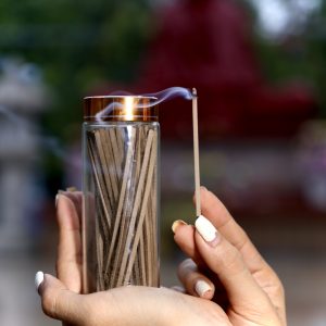 Nhang Trầm Không Tăm